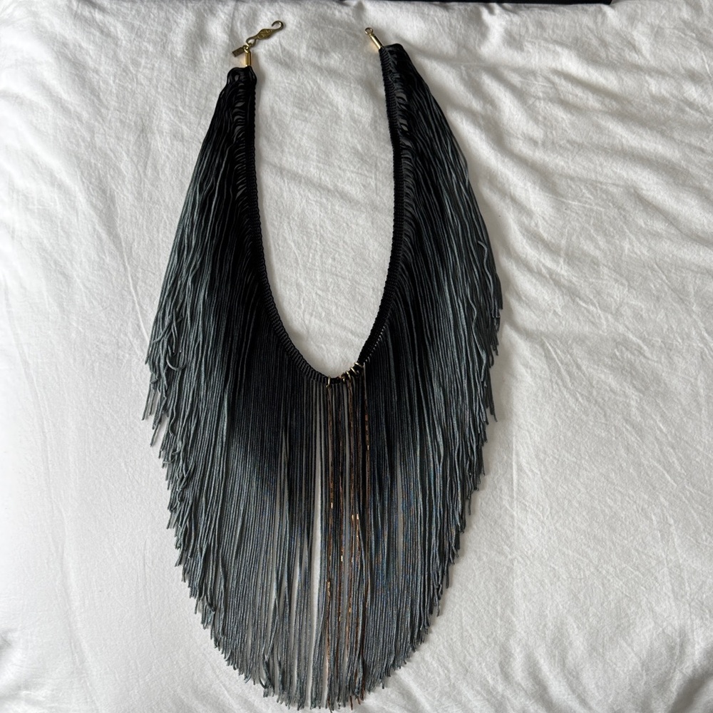 STUNNING VINTAGE FREE PEOPLE FRINGE NECKLACE